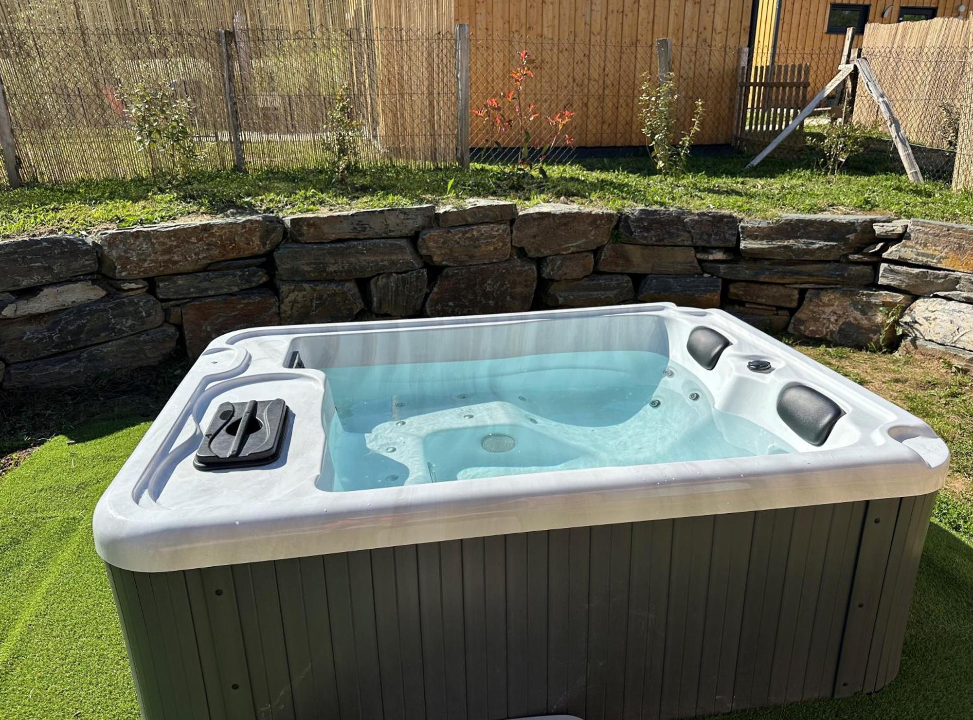 Les Du Pialou Camping Cosnac